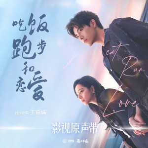 游泳爆乳露双奶头被教练玩弄
