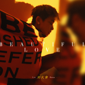 游泳爆乳露双奶头被教练玩弄
