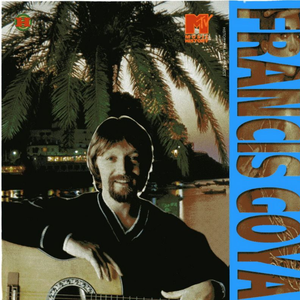 游泳爆乳露双奶头被教练玩弄
